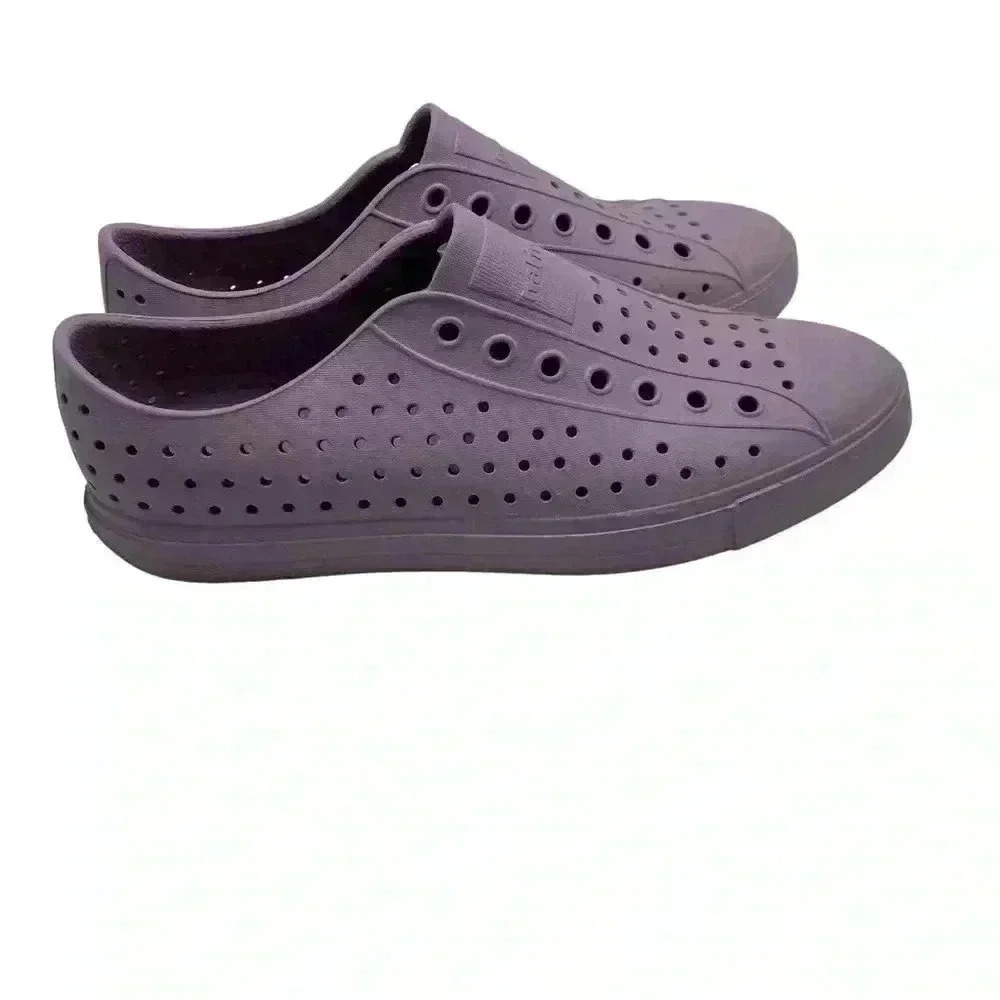 Native Jefferson rubber sneaker sustainable washable size woman 10 and men 8